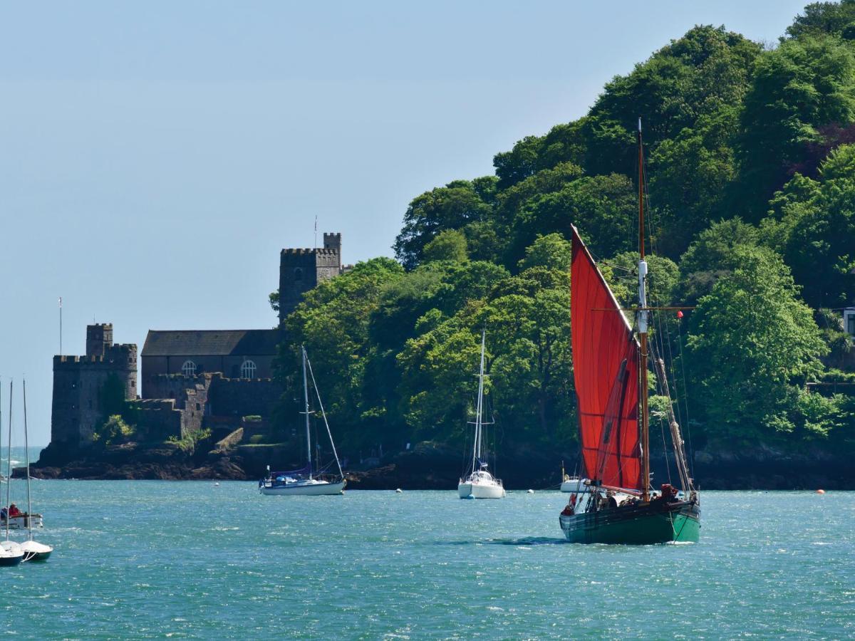 Middle Watch Dartmouth Exterior foto